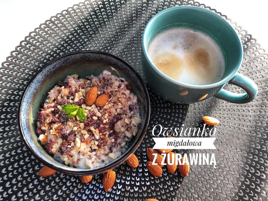 owsianka migdałowa